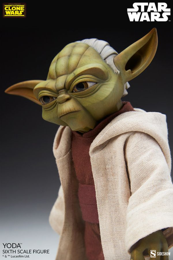 Star Wars: The Clone Wars - Yoda 1:6 Scale Action Figure