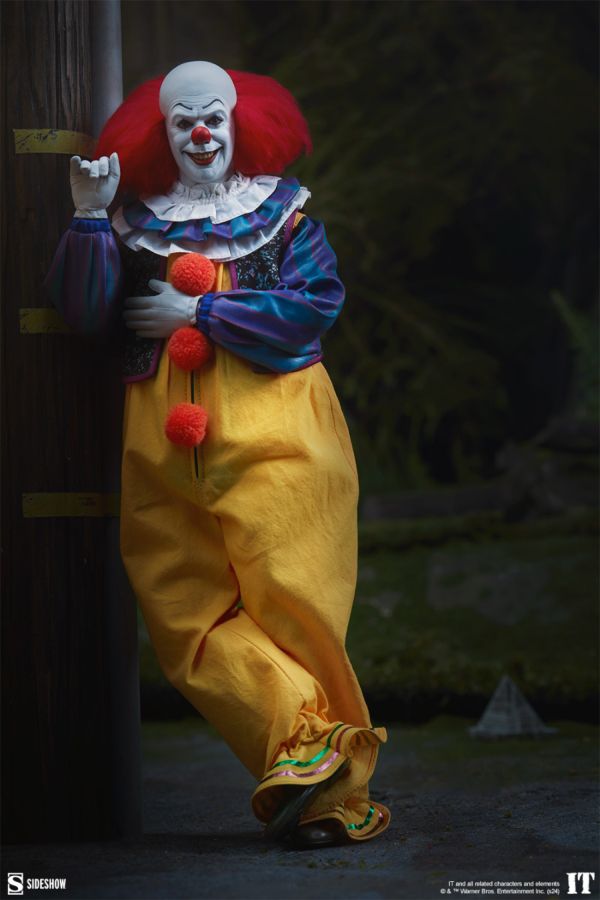 It (1990) - Pennywise 1:6 Scale Action Figure