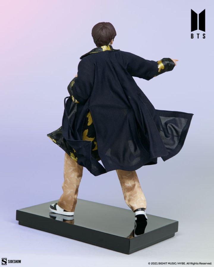 BTS - SUGA Deluxe Statue