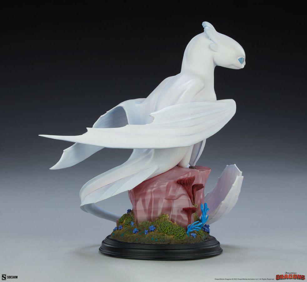 How to Train Your Dragon - Light Fury Statue