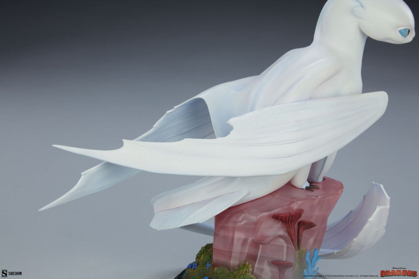 How to Train Your Dragon - Light Fury Statue