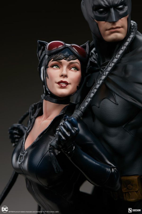 DC Comics - Batman & Catwoman Diorama