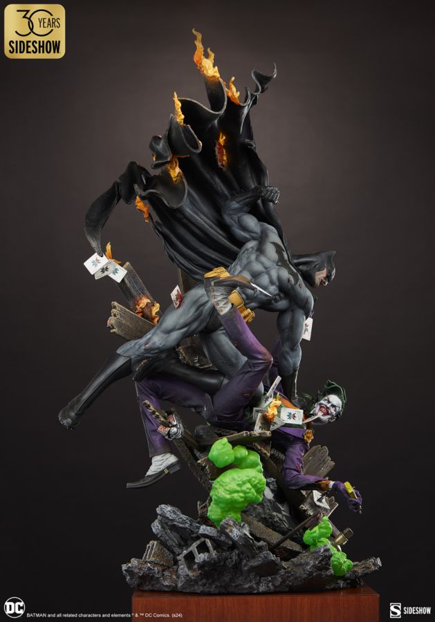 Batman - Batman Vs Joker Eternal Enemies Premium Format Statue