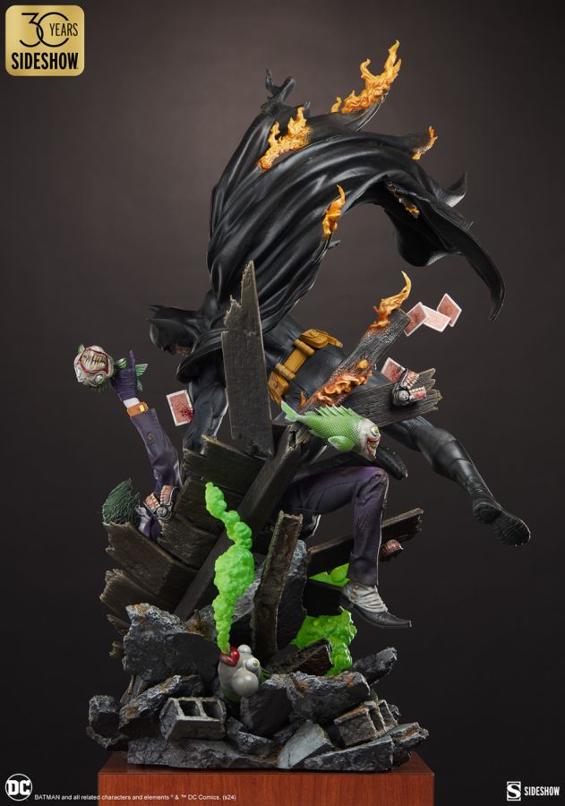 Batman - Batman Vs Joker Eternal Enemies Premium Format Statue