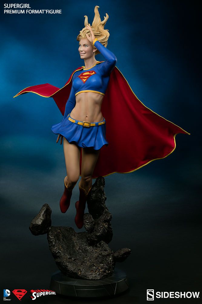 Superman - Supergirl Premium Format 1:4 Scale Statue - Ozzie Collectables