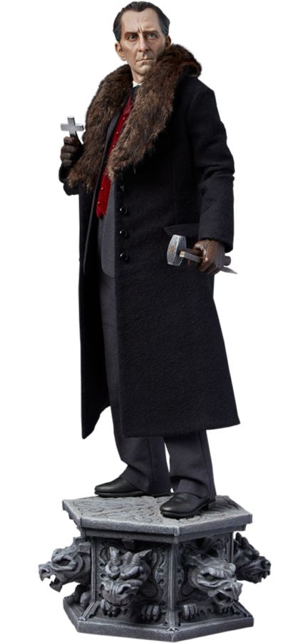 Dracula - Van Helsing Premium Format Statue