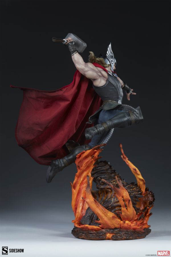 Marvel Comics - Thor Breaker of Brimstone Premium Format 1:4 Scale Statue