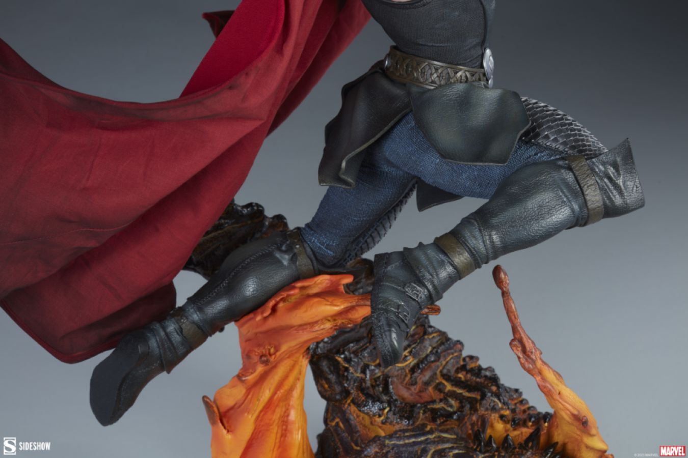 Marvel Comics - Thor Breaker of Brimstone Premium Format 1:4 Scale Statue