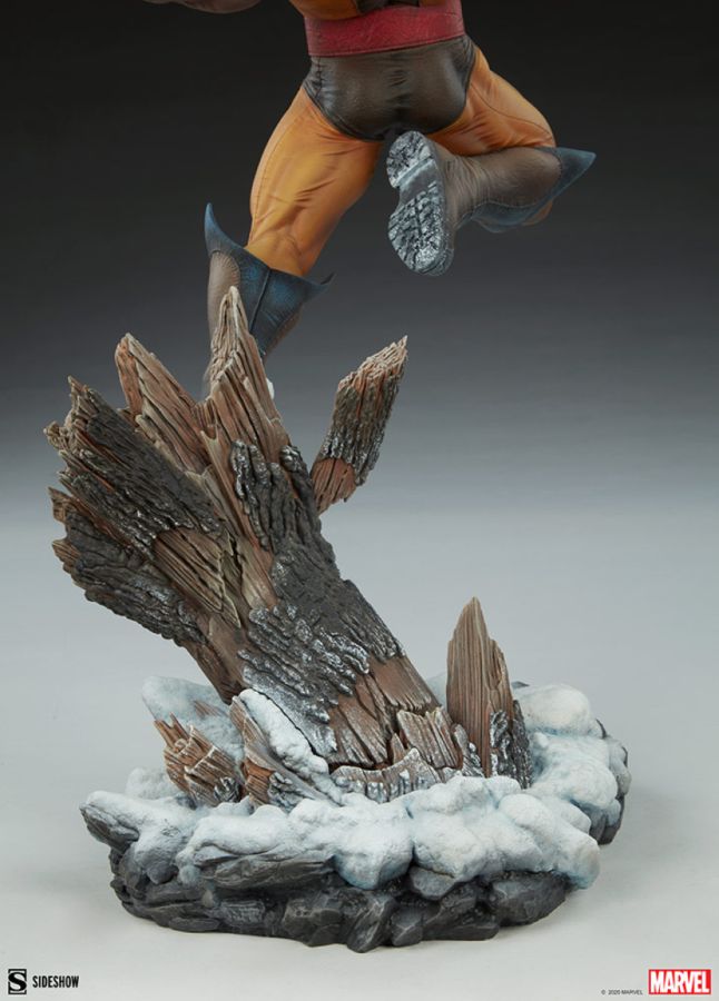 Marvel Comics - Wolverine Premium Format Statue