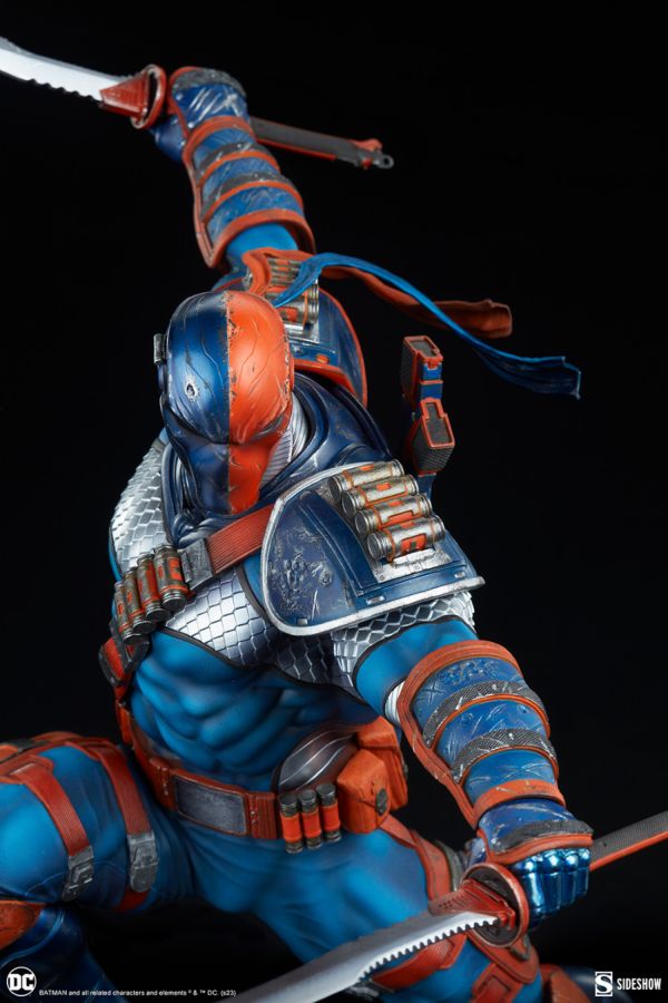 DC Comics - Deathstroke Premium Format Statue