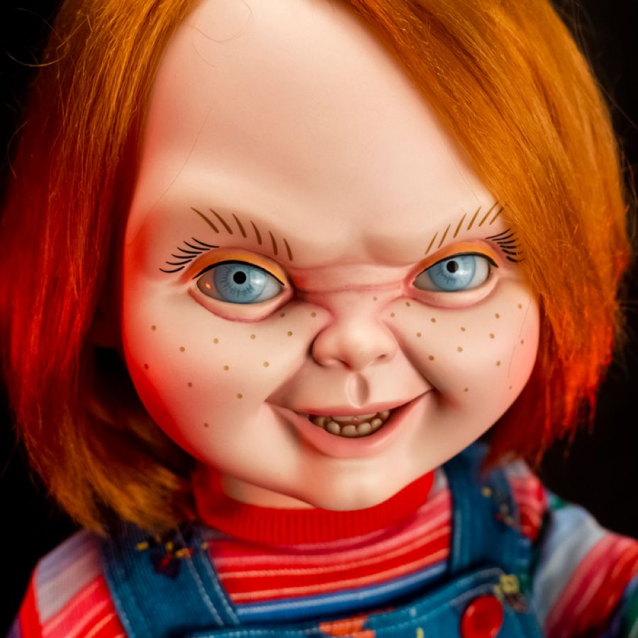 Child's Play 2 - Ultimate Chucky 1:1 Scale Doll