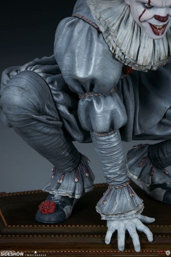 It (2017) - Pennywise Maquette