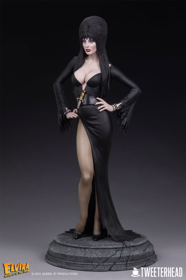 Elvira - Mistress of the Dark 1:4 Scale Maquette