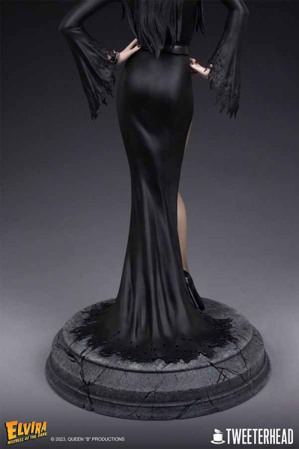 Elvira - Mistress of the Dark 1:4 Scale Maquette